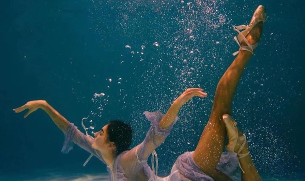 Φωτό ημέρας: Γυναικεία οπτασία κάτω από το νερό – Ο υποβρύχιος χορός που σε μαγνητίζει/ Photo: Instagram - @fubiz