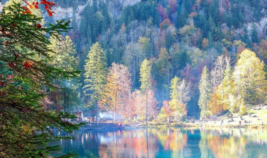 Φωτό ημέρας: Φθινοπωρινή Κυριακή δίπλα σε μια μαγευτική λίμνη στην Ελβετία/ Photo: Instagram - @katerinakatopis