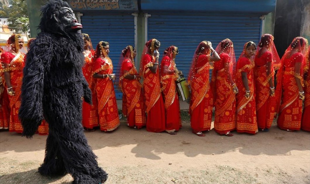 Ομαδικοί γάμοι στην Ινδία - Picture: REUTERS / RUPAK DE CHOWDHURI