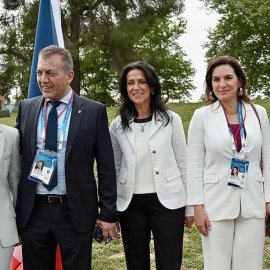 Όλγα Κεφαλογιάννη & Μαρέβα Μητσοτάκη στην Ολυμπία - Με τον Νίκο Αλιάγα στο πλάι της η υπουργός Τουρισμού (φωτό)