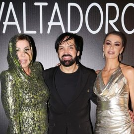 Άντζελα Δημητρίου-Ειρήνη Παπαδοπούλου: Τι φόρεσαν οι "βασίλισσες" της πίστας στη μεγάλη βραδιά του αγαπημένου τους σχεδιαστή, Πάρη Βαλταδώρου (φωτό)