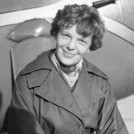 Topwoman η Αμέλια Έρχαρτ: Η πρώτη γυναίκα που διέσχισε μόνη της τον Ατλαντικό Ωκεανό - Η μυστηριώδης εξαφάνιση της & τα οστά που βρέθηκαν σε νησί του Ειρηνικού