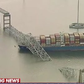 Βαλτιμόρη: Νέο βίντεο ντοκουμέντο με τις αντιδράσεις των αστυνομικών μετά την κατάρρευση της γέφυρας - "Αυτό είναι καταστροφικό"