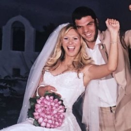 Δημήτρης Παπανικολάου: Επέτειος γάμου για τον πρώην μπασκετμπολίστα - "20 χρόνια με τις ανηφόρες & τις κατηφόρες μας - Μαζί για πάντα!"