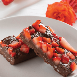 Ντίνα Νικολάου: Δεν υπάρχει πιο υγιεινό σνακ από μια σοκολατένια μπάρα - Πλούσια, χορταστική, με φυστικοβούτυρο & φράουλες !