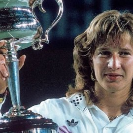 Topwoman η Στέφι Γκραφ - Στα 18 της έγινε η νεότερη τενίστρια που κατέκτησε το Roland Garros - Αποχώρησε σε ηλικία 30 ετών με 22 τίτλους 