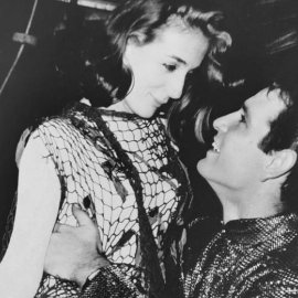 Vintage pic: Ο ακαταμάχητος γόης Νίκος Κούρκουλος με την Έλλη Λαμπέτη - Η ερωτική χημεία των δύο ηθοποιών δεν κρύβεται