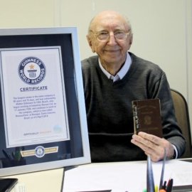 Walter Orthmann, ετών 102! Ο άνθρωπος που δούλευε για 84 χρόνια στην ίδια εταιρεία - "Το ‘εδώ και τώρα’ είναι το μόνο που μετράει - Ας δουλέψουμε!”