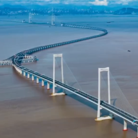 Δείτε φωτό και βίντεο με τον απίστευτο θαλάσσιο αυτοκινητόδρομο των Κινέζων: Περιλαμβάνει 2 γέφυρες, ένα υποθαλάσσιο τούνελ & 2 τεχνητά νησιά - Κόστισε 6,7 δισ. ευρώ
