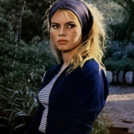 Brigitte Bardot: Η Γαλλίδα καλλονή με την ατίθαση ομορφιά κλείνει τα 90! – Η ζωή ως sex symbol, οι 4 γάμοι & ο ανεπιθύμητος γιος (φωτό & βίντεο)