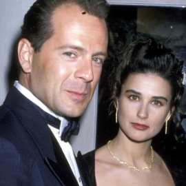 Demi Moore για Bruce Willis: «Είναι σταθερή η κατάσταση της υγείας του - Θα μοιράζομαι μαζί του ό,τι έχω, για όσο καιρό τον έχω ακόμα» (φωτό)