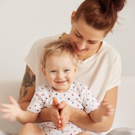 Έτσι θα μετατρέψετε την κάθε συνήθεια με το μωράκι σας σε διασκεδαστική δραστηριότητα - Και τα πιο απλά ερεθίσματα καθορίζουν την εγκεφαλική του ανάπτυξη !