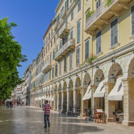 Πως δρούσε το κύκλωμα των εφοριακών στην Κέρκυρα: Συνελήφθη ο υποδιευθυντής της ΔΟΥ και ακόμα 3 άτομα - Ποιος ο ρόλος του λογιστή (βίντεο)