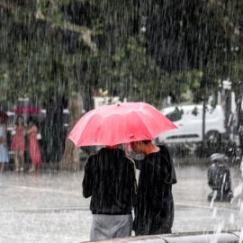 Αλλάζει το σκηνικό του καιρού: Ισχυρές βροχές & καταιγίδες - Πως θα εξελιχθεί η 48ωρη κακοκαιρία (βίντεο)