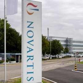 Υπόθεση Novartis: Οι προστατευόμενοι μάρτυρες Δεστεμπασίδης και Μαραγγέλη καλούνται ως ύποπτοι - Τους έχουν μηνήσει οι πολιτικοί που κατηγόρησαν (βίντεο)