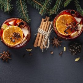 Ιδού τα 5 πιο νόστιμα χριστουγεννιάτικα cocktails – Φτιάξτε τα με την παρέα σας στο γιορτινό τραπέζι & περάστε τέλεια (βίντεο)