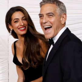 O George Clooney κάνει μαθήματα αμερικανικής κουλτούρας στα παιδιά του, Alexander & Ella – «Δεν είναι jumper, αλλά sweater» (βίντεο)