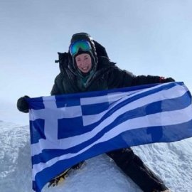 Topwoman η Χριστίνα Φλαμπούρη - Η πρώτη Ελληνίδα που κατέκτησε το Έβερεστ - Πέτυχε το "7 summits" με ανάβαση στην ψηλότερη κορυφή κάθε Ηπείρου (φώτο)