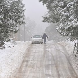 Χαλάει ο καιρός μια ανάσα πριν τα Χριστούγεννα: Βροχές, νεφώσεις & καταιγίδες - Σε ποιες περιοχές θα δούμε χιόνι (βίντεο)