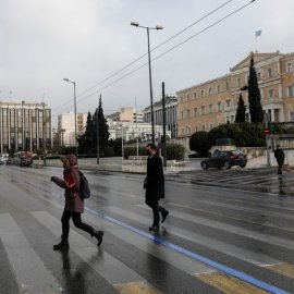 Καιρός: Συνεχίζουν οι υψηλές θερμοκρασίες, έως και 19 βαθμούς - Που θα βρέξει (βίντεο)