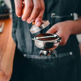 Γίνε Barista στο Σπίτι: Ανακάλυψε τις Καλύτερες Μηχανές Espresso