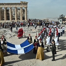 Made in Greece: Περισσότεροι από 37.000 ξένοι φοιτητές έχουν διδαχθεί ελληνικά τα τελευταία 25 χρόνια - Τι λένε όσοι τα έμαθαν 