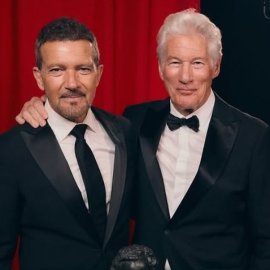 Antonio Banderas – Richard Gere: Οι 2 γοητευτικοί stars μαζί στα Goya Awards - Με black&white σμόκιν (φωτό-βίντεο)